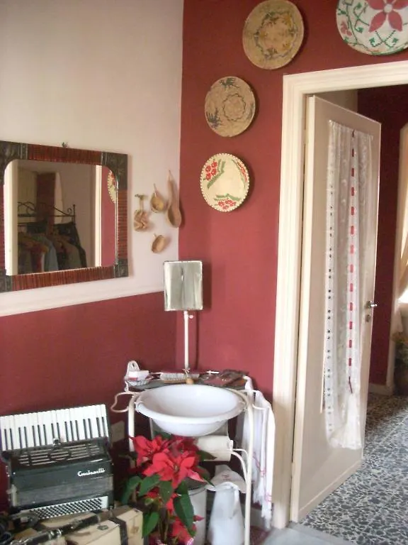 Bed & Breakfast Sa Rosa E Su Trapperi Bed and Breakfast Oschiri